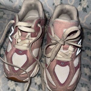 New Balance Kids Sneakers - Pink and White
